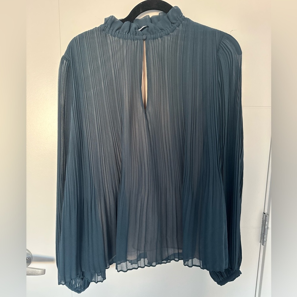 SAMSOE SAMSOE Lady Is Blouse Midnight Navy XS Pleated Keyhole Top - Picture 2 of 9